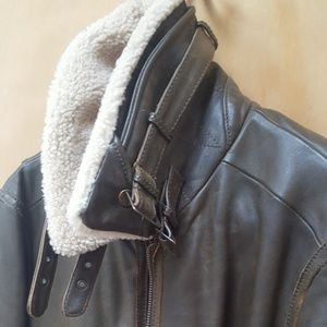 Brand new Eddie Bauer leather jacket size M